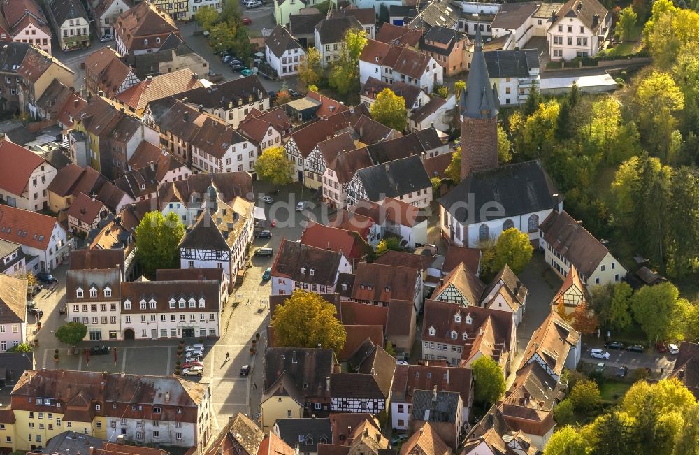 Luftbild Ottweiler - Ortsansicht des Stadtzentrums und der Innenstadt von Ottweiler im Bundesland Saarland