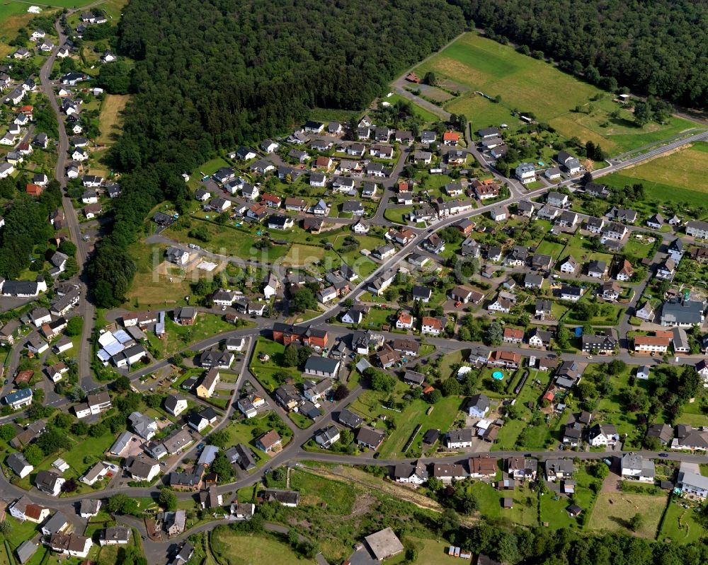 Dickendorf von oben - Ortsansicht von Steinebach im Bundesland Rheinland-Pfalz