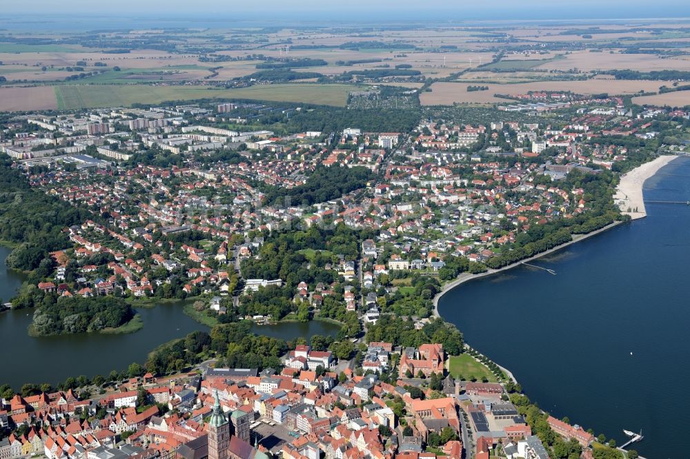 Stralsund von oben - Ortsansicht in Stralsund im Bundesland Mecklenburg-Vorpommern