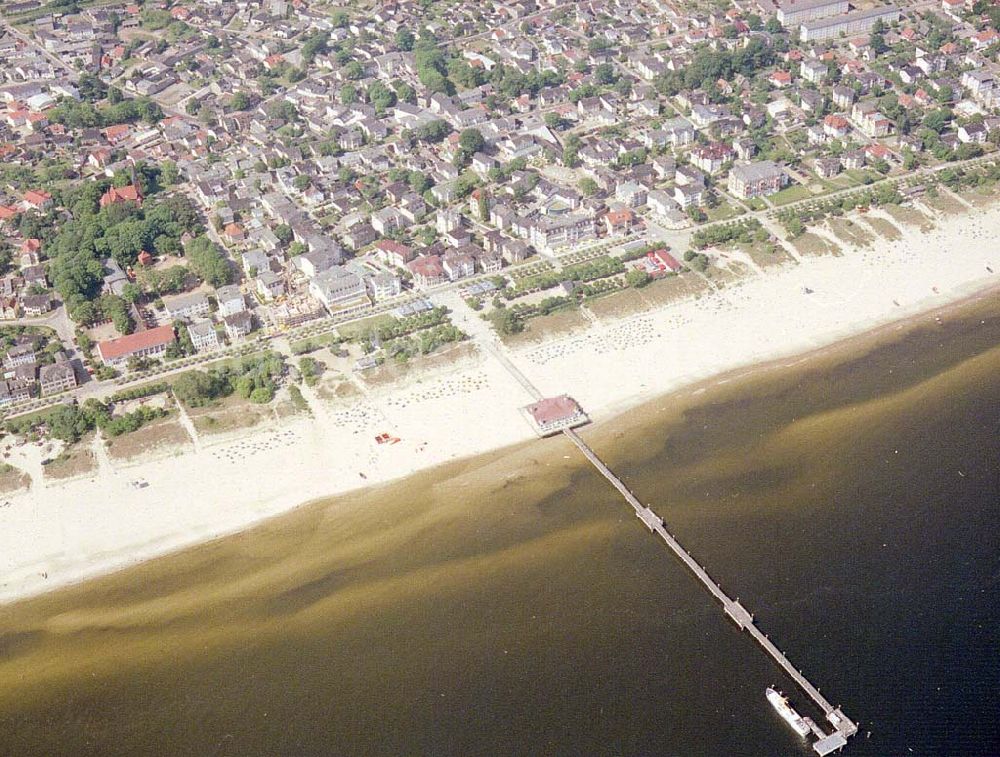 Ahlbeck / Usedom - MV von oben - Ortsansicht des Strandbereiches von Ahlbeck / Usedom.