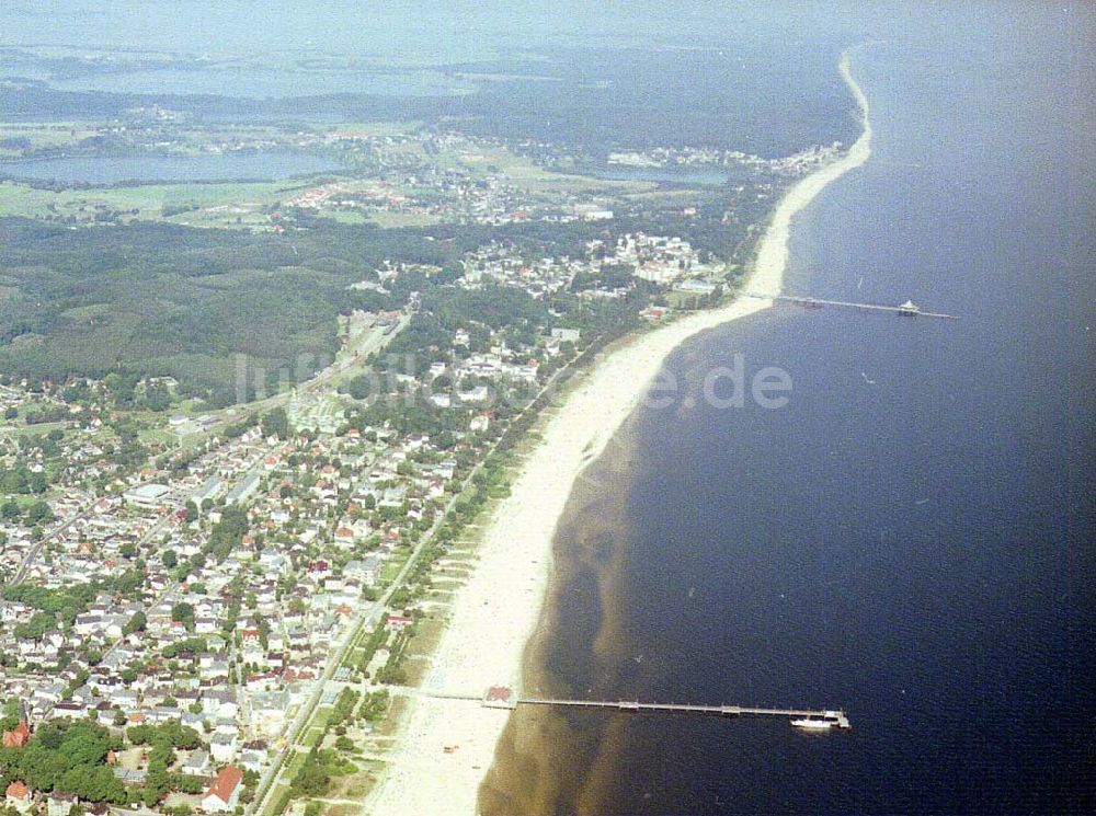 Ahlbeck / Usedom - MV aus der Vogelperspektive: Ortsansicht des Strandbereiches von Ahlbeck / Usedom.