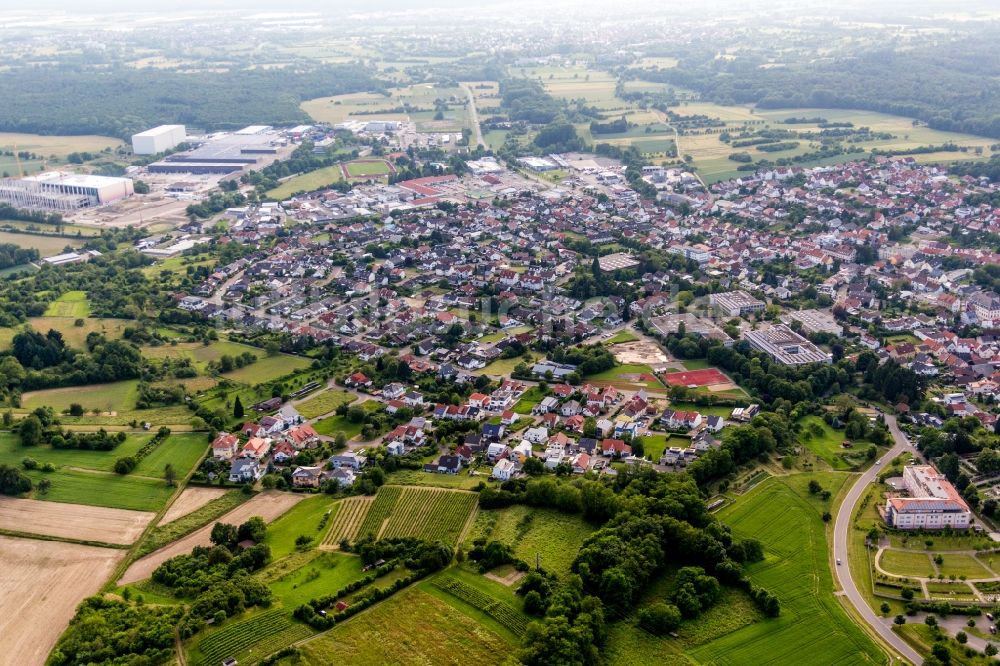 Luftaufnahme Östringen - Ortsansicht in Östringen im Bundesland Baden-Württemberg, Deutschland