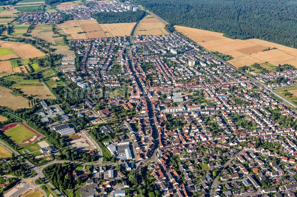 Stutensee aus der Vogelperspektive: Ortsansicht in Stutensee im Bundesland Baden-Württemberg, Deutschland