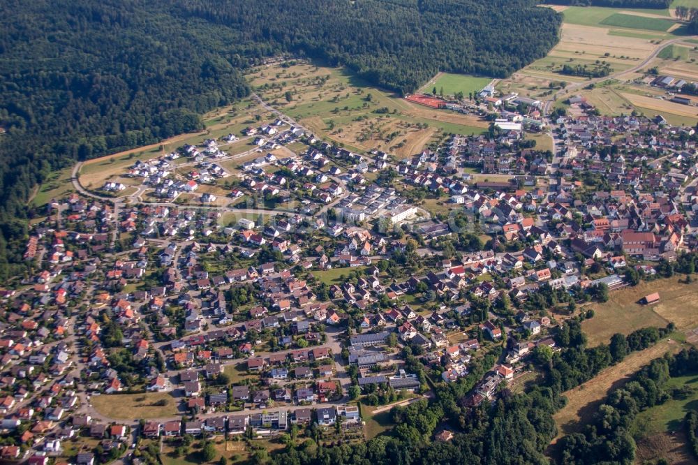 Tiefenbronn aus der Vogelperspektive: Ortsansicht in Tiefenbronn im Bundesland Baden-Württemberg, Deutschland