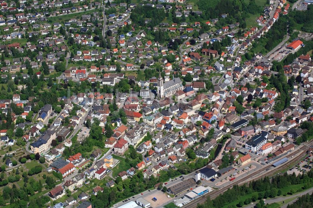 Titisee-Neustadt aus der Vogelperspektive: Ortsansicht von Titisee-Neustadt im Bundesland Baden-Württemberg