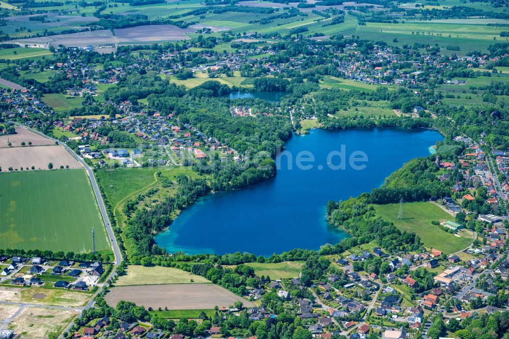 Luftbild Hemmoor - Ortsansicht am Uferbereich der Keidesee in Hemmoor im Bundesland Niedersachsen, Deutschland