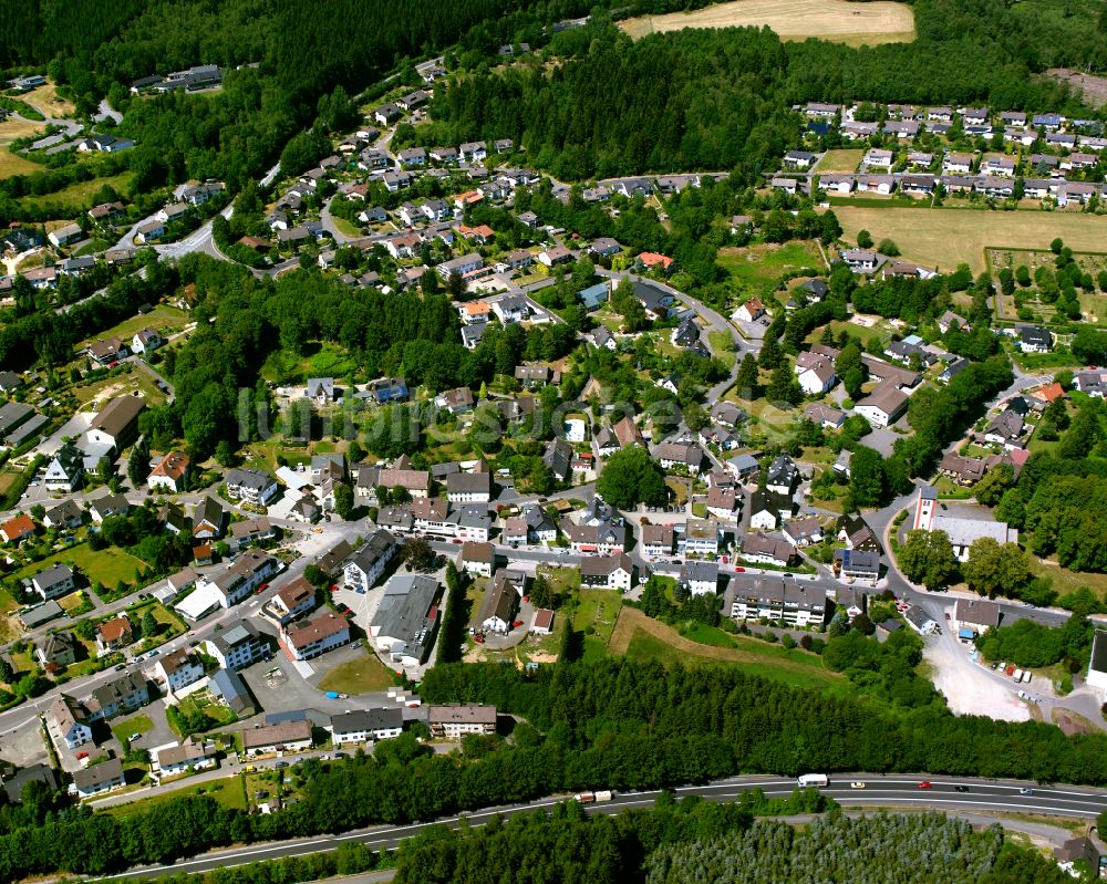 Valbert aus der Vogelperspektive: Ortsansicht in Valbert im Bundesland Nordrhein-Westfalen, Deutschland