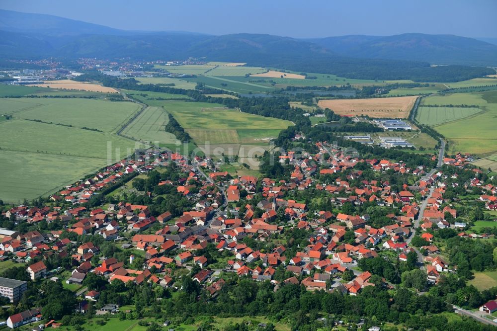 Luftaufnahme Veckenstedt - Ortsansicht in Veckenstedt im Bundesland Sachsen-Anhalt, Deutschland