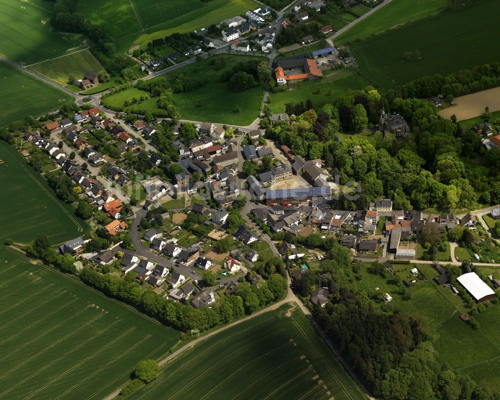 Grafschaft von oben - Ortsansicht von Vettelhoven in der Gemeinde Grafschaft im Bundesland Rheinland-Pfalz