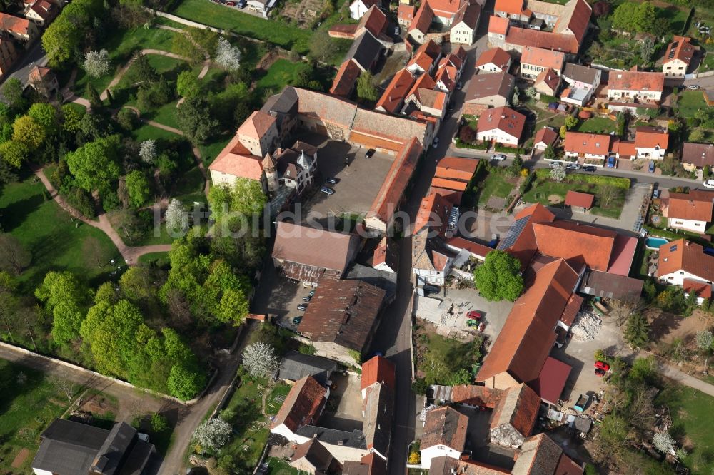 Luftaufnahme Wachenheim - Ortsansicht von Wachenheim im Bundesland Rheinland-Pfalz