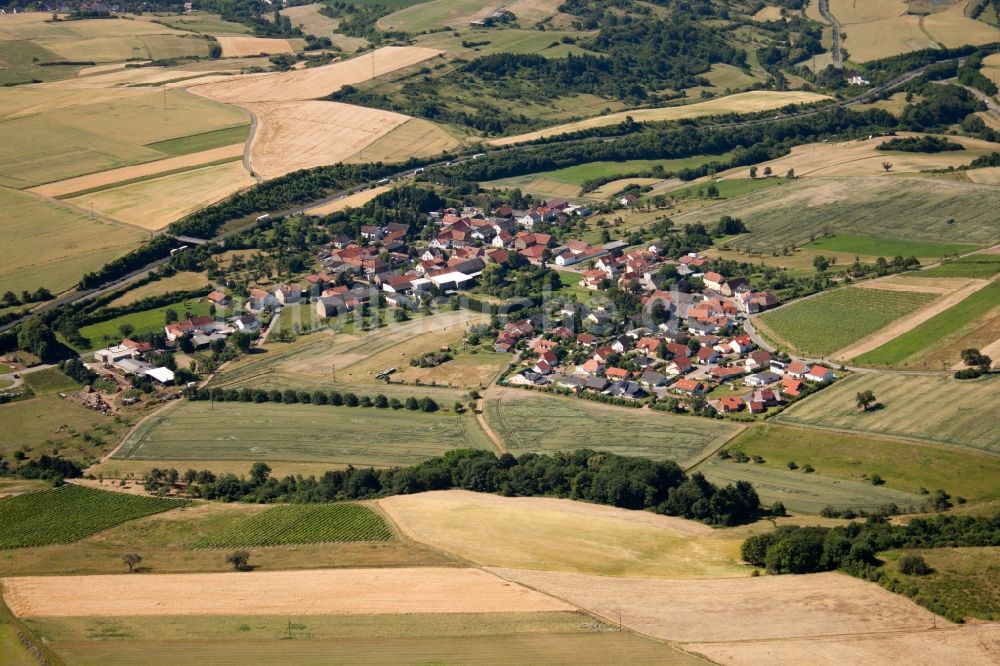 Waldböckelheim aus der Vogelperspektive: Ortsansicht in Waldböckelheim im Bundesland Rheinland-Pfalz