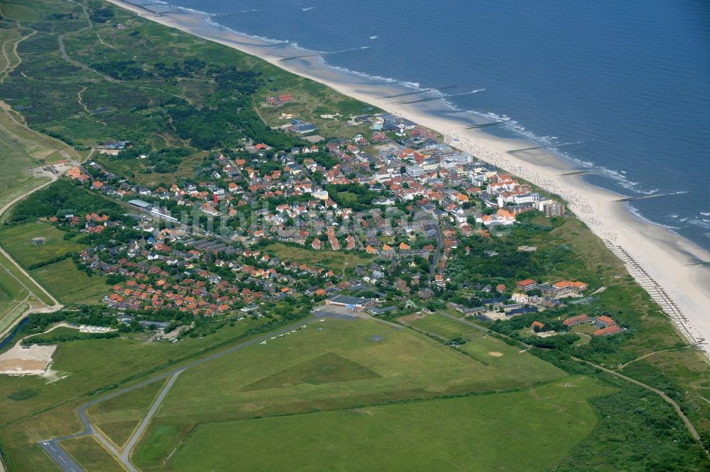 Wangerooge aus der Vogelperspektive: Ortsansicht von Wangerooge auf der gleichnamigen Insel im Wattenmeer in der Nordsee im Bundesland Niedersachsen