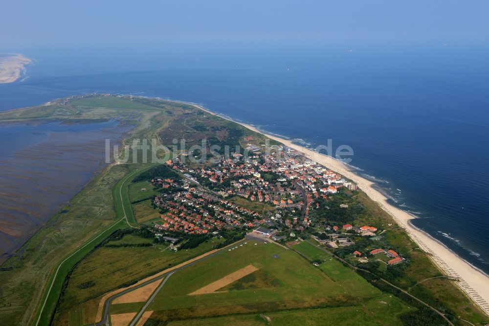 Luftbild Wangerooge - Ortsansicht von Wangerooge auf der gleichnamigen Insel im Wattenmeer in der Nordsee im Bundesland Niedersachsen