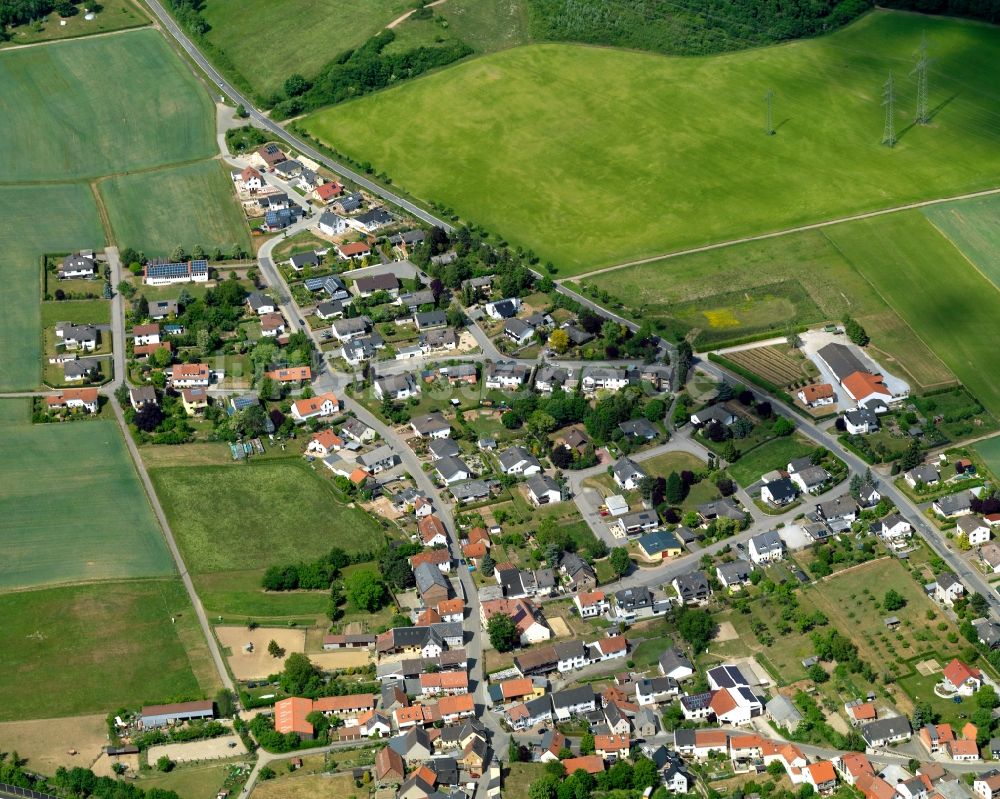 Warmsroth aus der Vogelperspektive: Ortsansicht von Warmsroth im Bundesland Rheinland-Pfalz