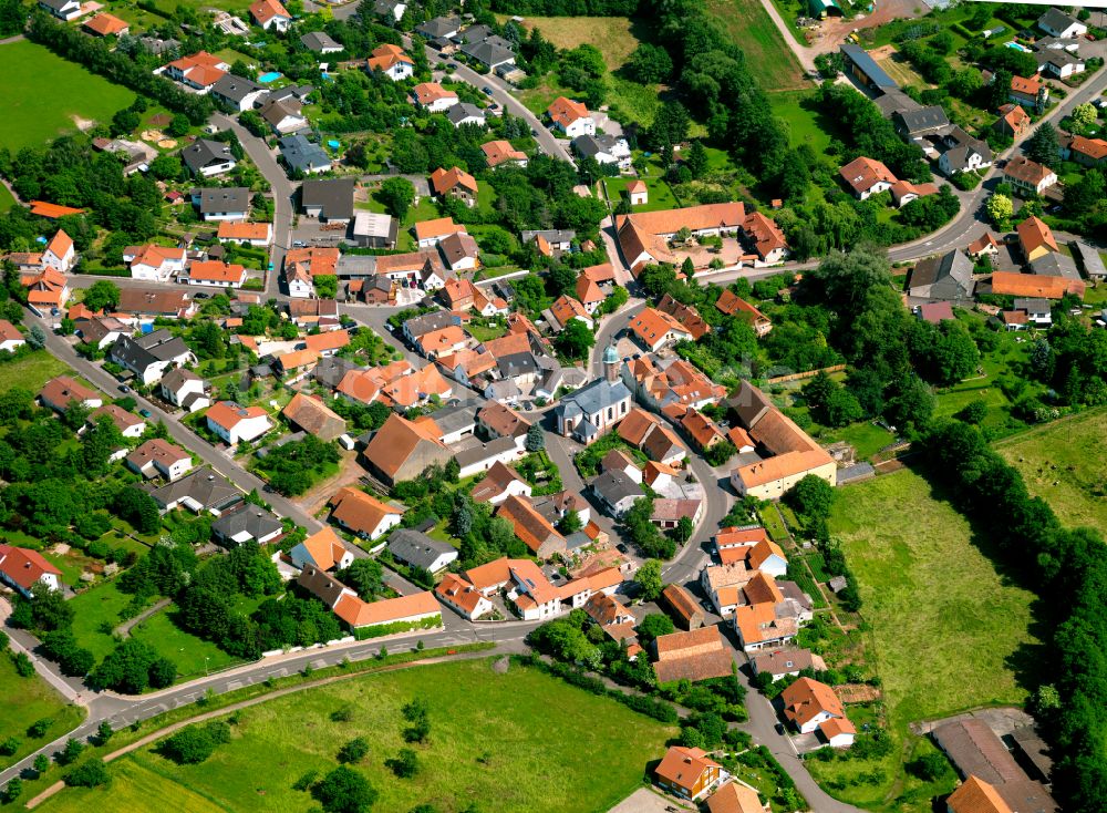 Weitersweiler von oben - Ortsansicht in Weitersweiler im Bundesland Rheinland-Pfalz, Deutschland