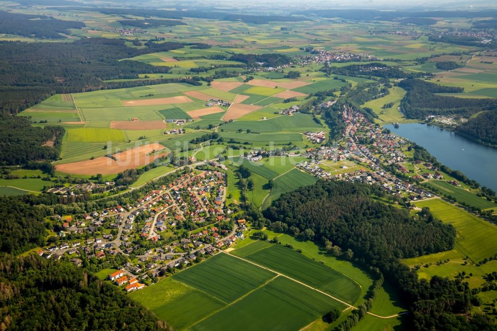 Wetterburg aus der Vogelperspektive: Ortsansicht in Wetterburg im Bundesland Hessen, Deutschland