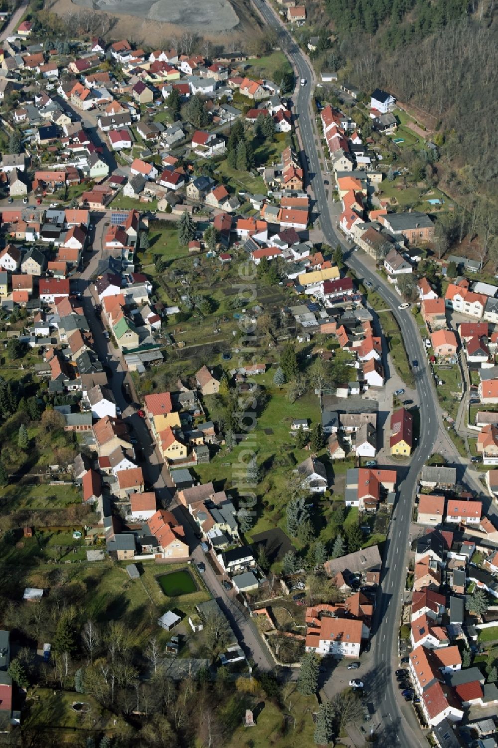 Wimmelburg von oben - Ortsansicht in Wimmelburg im Bundesland Sachsen-Anhalt