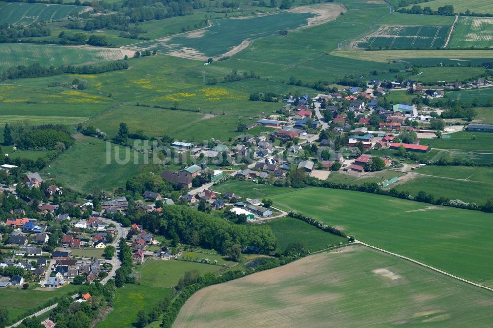 Zarpen aus der Vogelperspektive: Ortsansicht in Zarpen im Bundesland Schleswig-Holstein, Deutschland