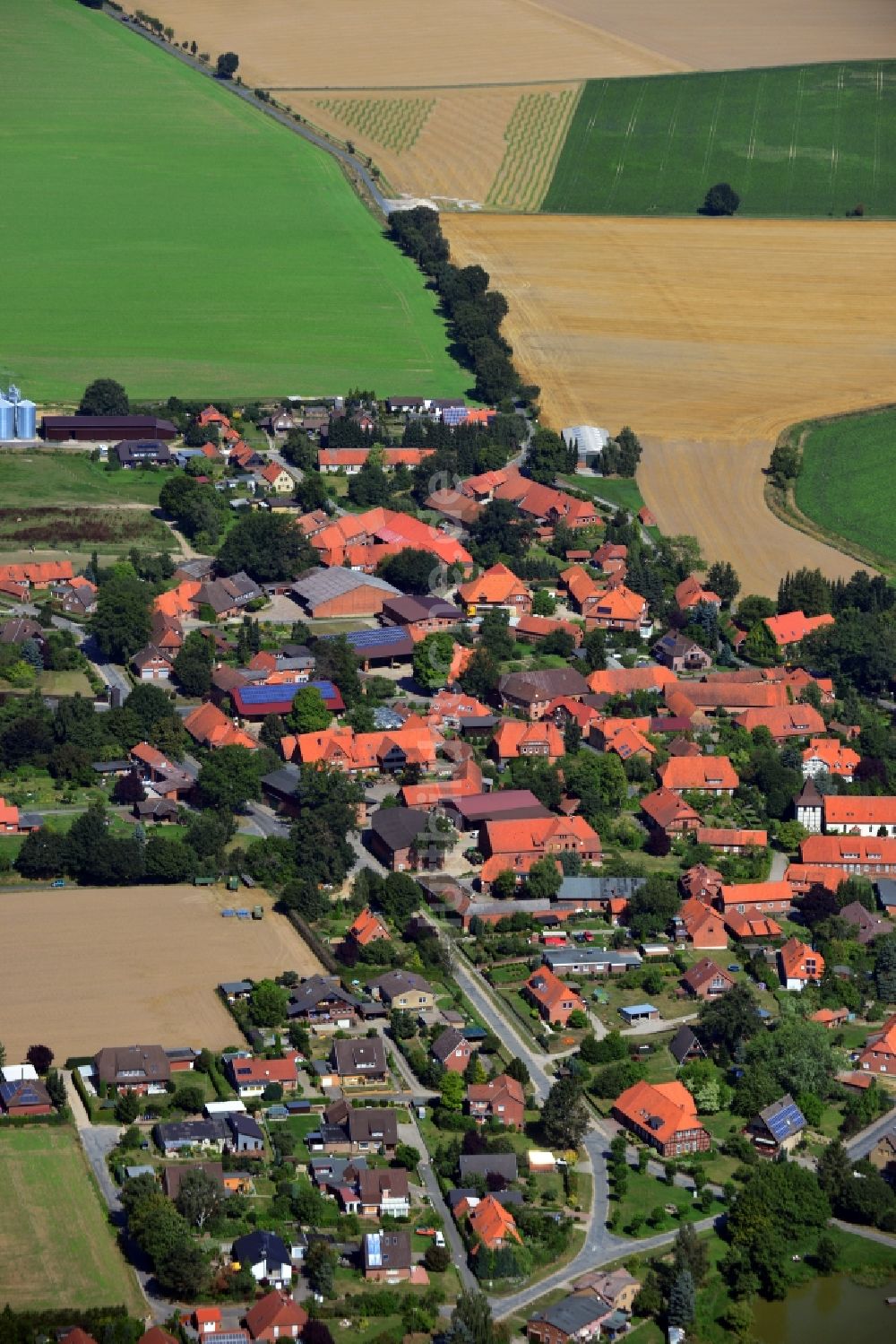 Luftbild Barum - Ortsansicht vom Zentrum des Dorfes Barum im Bundesland Niedersachsen