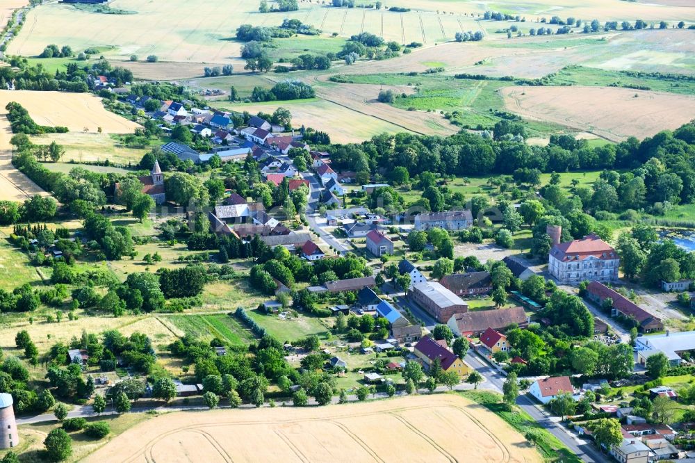 Luftaufnahme Zichow - Ortsansicht in Zichow im Bundesland Brandenburg, Deutschland