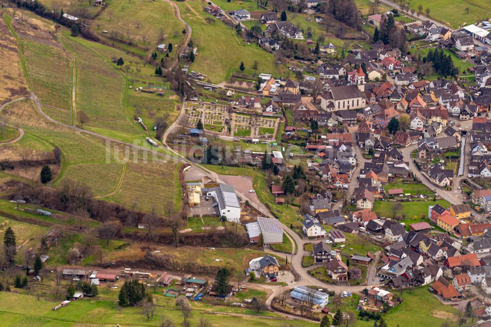 Luftaufnahme Münchweier - Ortsbereich am Weinbaugebiet in Münchweier im Bundesland Baden-Württemberg, Deutschland