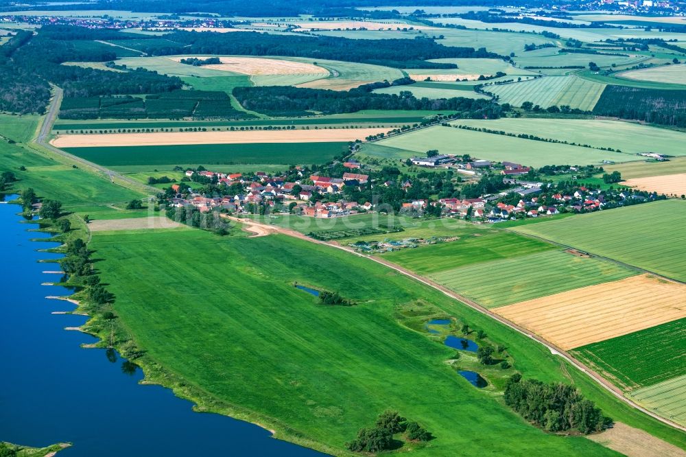 Luftbild Heinrichsberg - Ortschaft an den Fluss- Uferbereichen Elbe in Heinrichsberg im Bundesland Sachsen-Anhalt, Deutschland