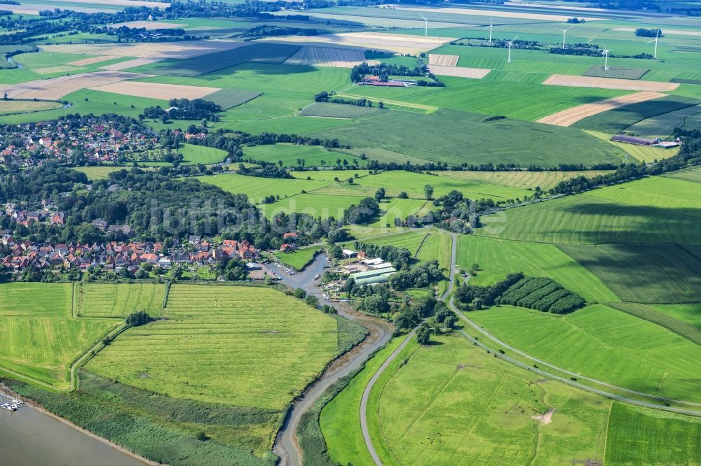 Luftbild Neuhaus (Oste) - Ortschaft an den Fluss- Uferbereichen der Oste in Neuhaus (Oste) im Bundesland Niedersachsen, Deutschland