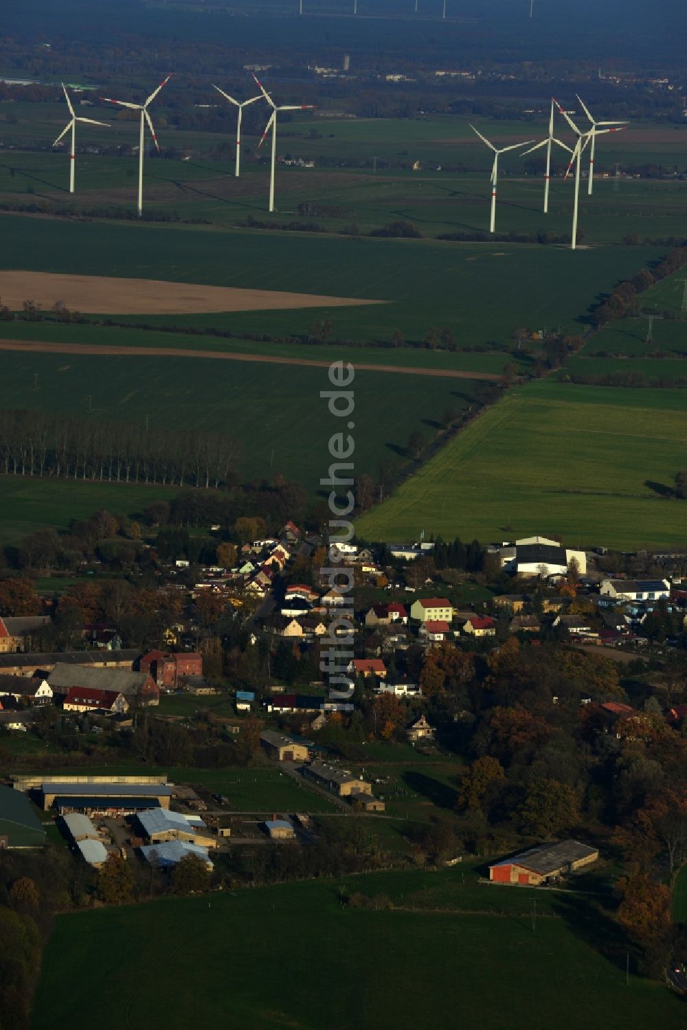 Luftbild Löwenberger Land Häsen - Ortschaft im Ortsteil Häsen in Löwenberger Land im Bundesland Brandenburg