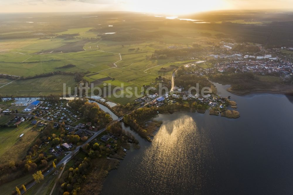 Luftbild Wesenberg - Ortschaft Wesenberg am Ufer des Woblitzsee im Bundesland Mecklenburg-Vorpommern