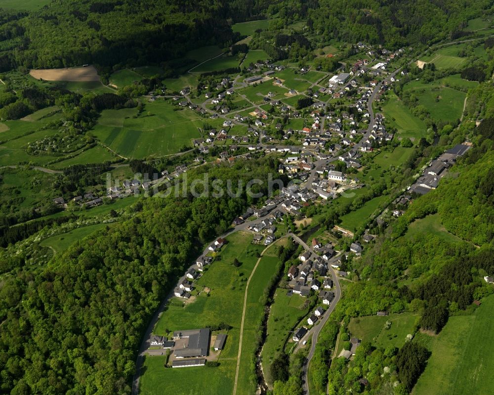 Luftaufnahme Antweiler - Ortschaftsansicht von Antweiler im Bundesland Rheinland-Pfalz