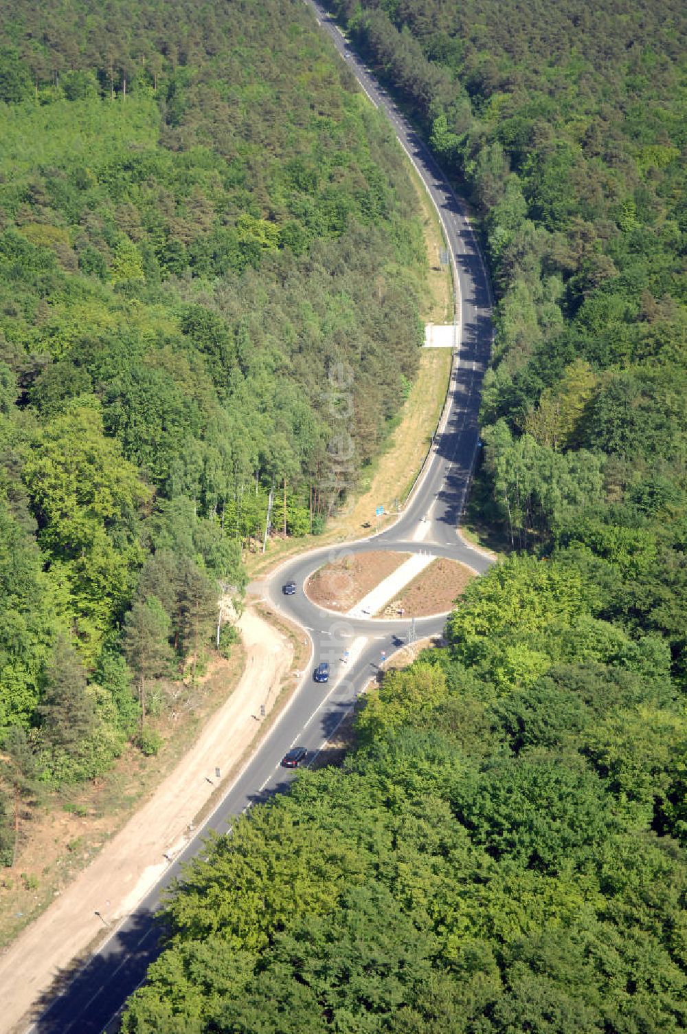 Luftbild WANDLITZ - Ortsduchfahrung B 273 im südlichen Ortsbereich von Wandlitz