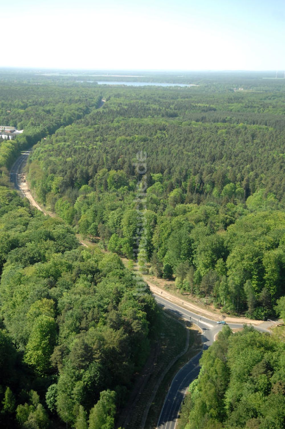 Luftaufnahme WANDLITZ - Ortsduchfahrung B 273 im südlichen Ortsbereich von Wandlitz