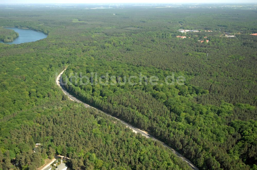 Luftaufnahme WANDLITZ - Ortsduchfahrung B 273 im südlichen Ortsbereich von Wandlitz