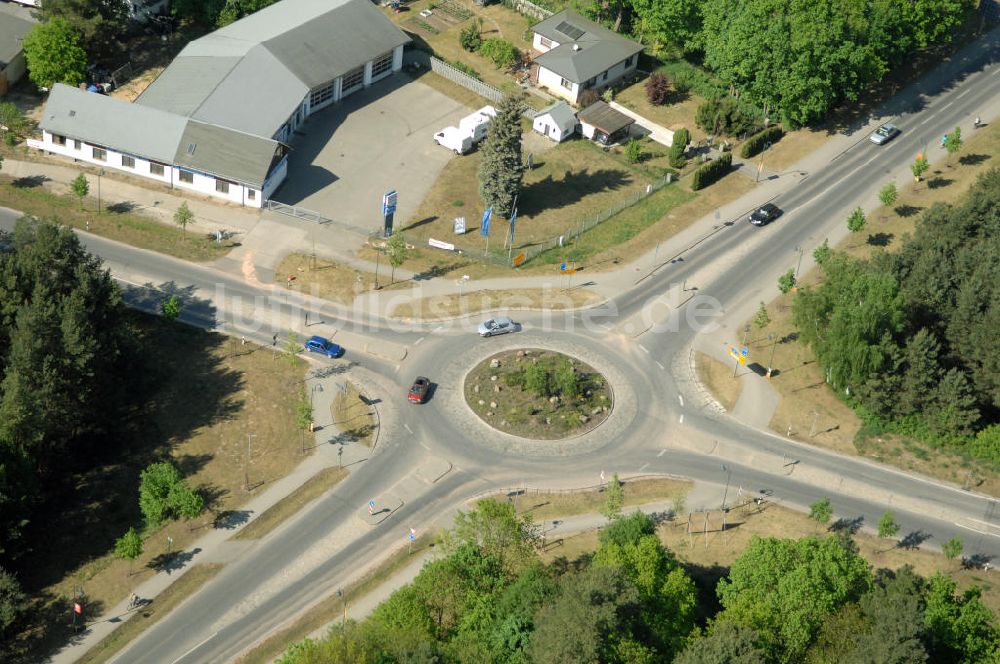 Luftbild WANDLITZ - Ortsduchfahrung B 273 im südlichen Ortsbereich von Wandlitz