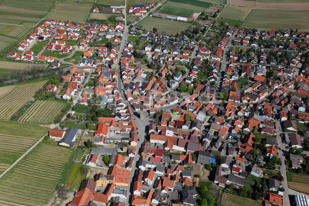 Luftbild Udenheim - Ortsgemeinde Udenheim in der Verbandsgemeinde Wörrstadt im Landkreis Alzey-Worms in Rheinland-Pfalz