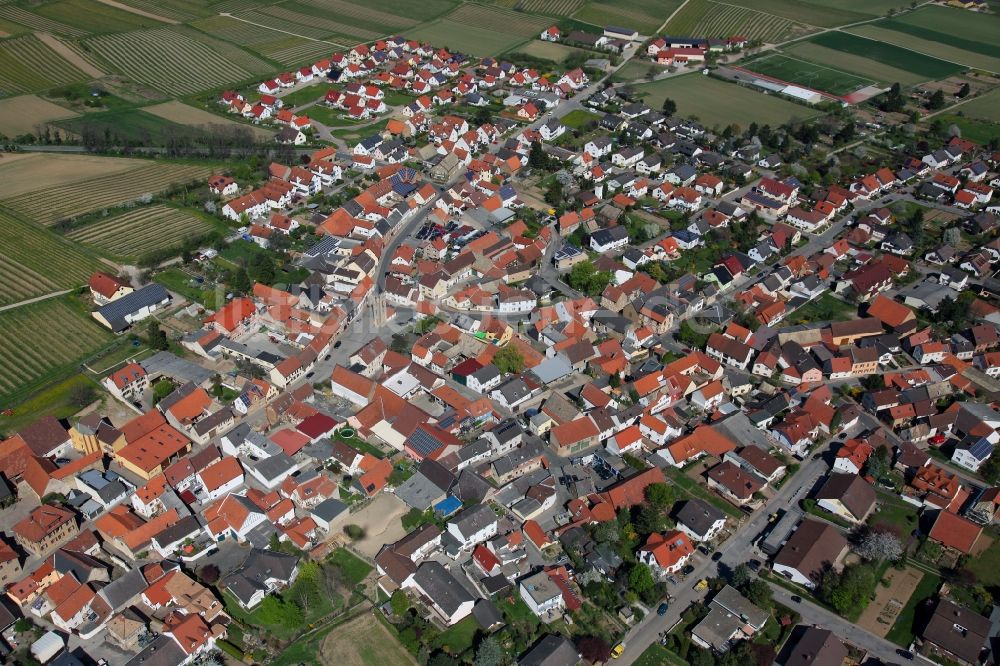 Luftbild Udenheim - Ortsgemeinde Udenheim in der Verbandsgemeinde Wörrstadt im Landkreis Alzey-Worms in Rheinland-Pfalz