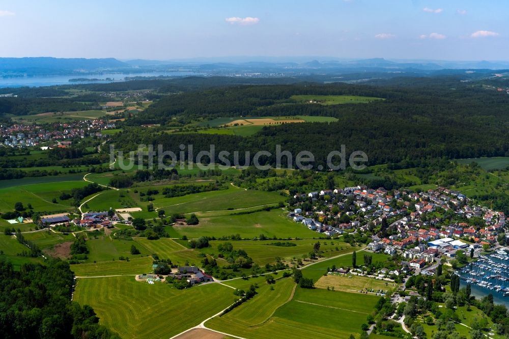 Luftaufnahme Allensbach - Ortskern in Allensbach bei Konstanz im Bundesland Baden-Württemberg, Deutschland