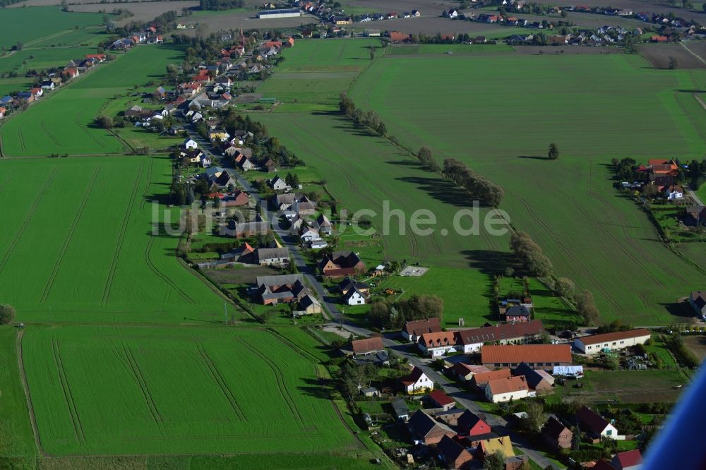 Horstdorf aus der Vogelperspektive: Ortskern in Horstdorf im Bundesland Sachsen-Anhalt