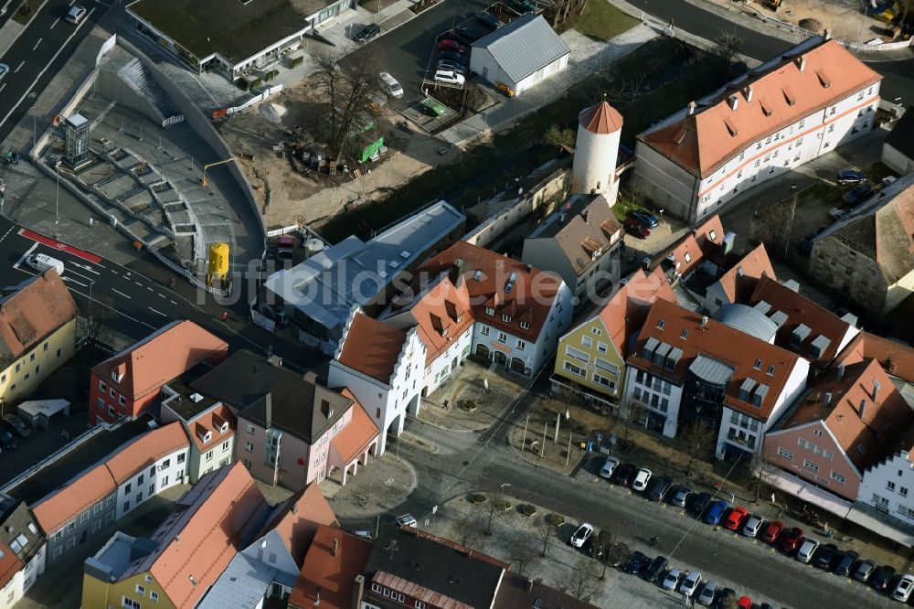 Luftaufnahme Neumarkt in der Oberpfalz - Ortskern am Markt in Neumarkt in der Oberpfalz im Bundesland Bayern