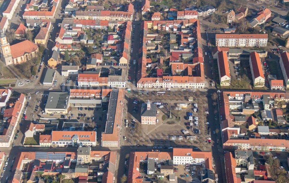 Luftbild Templin - Ortskern am Markt mit Rathaus in Templin im Bundesland Brandenburg, Deutschland