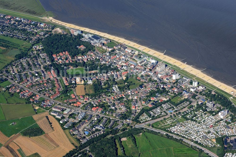 Luftaufnahme Cuxhaven - Ortskern und Orts- Zentrum an der Meeres- Küste der Nordsee in Duhnen im Bundesland Niedersachsen