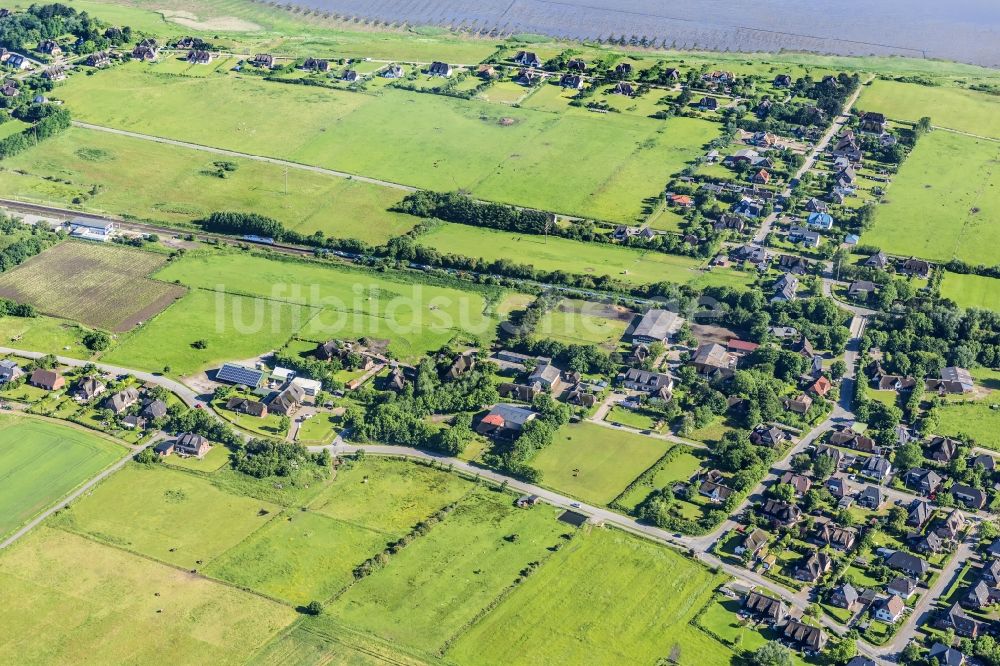 Luftbild Sylt-Ost - Ortskern und Orts- Zentrum an der Meeres- Küste der Nordsee in Morsum im Bundesland Schleswig-Holstein