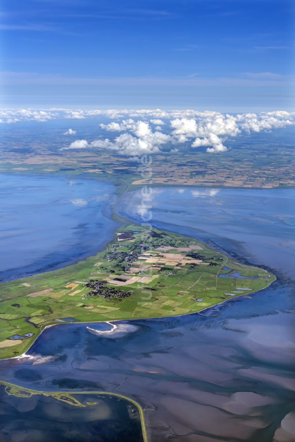 Sylt-Ost von oben - Ortskern und Orts- Zentrum an der Meeres- Küste der Nordsee in Morsum im Bundesland Schleswig-Holstein