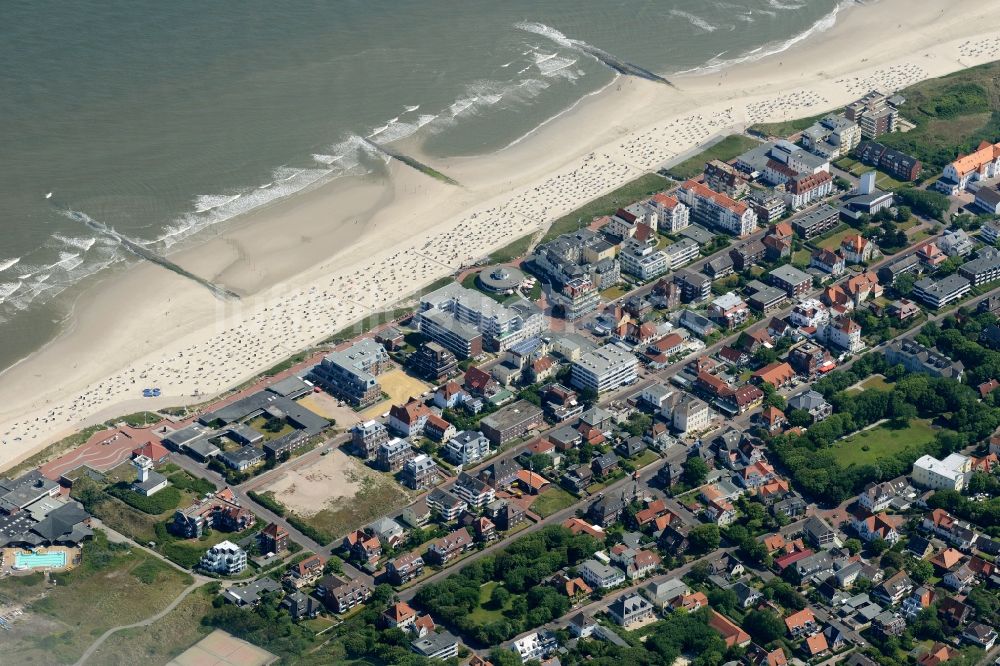 Luftaufnahme Wangerooge - Ortskern und Orts- Zentrum an der Meeres- Küste der Nordsee in Wangerooge im Bundesland Niedersachsen