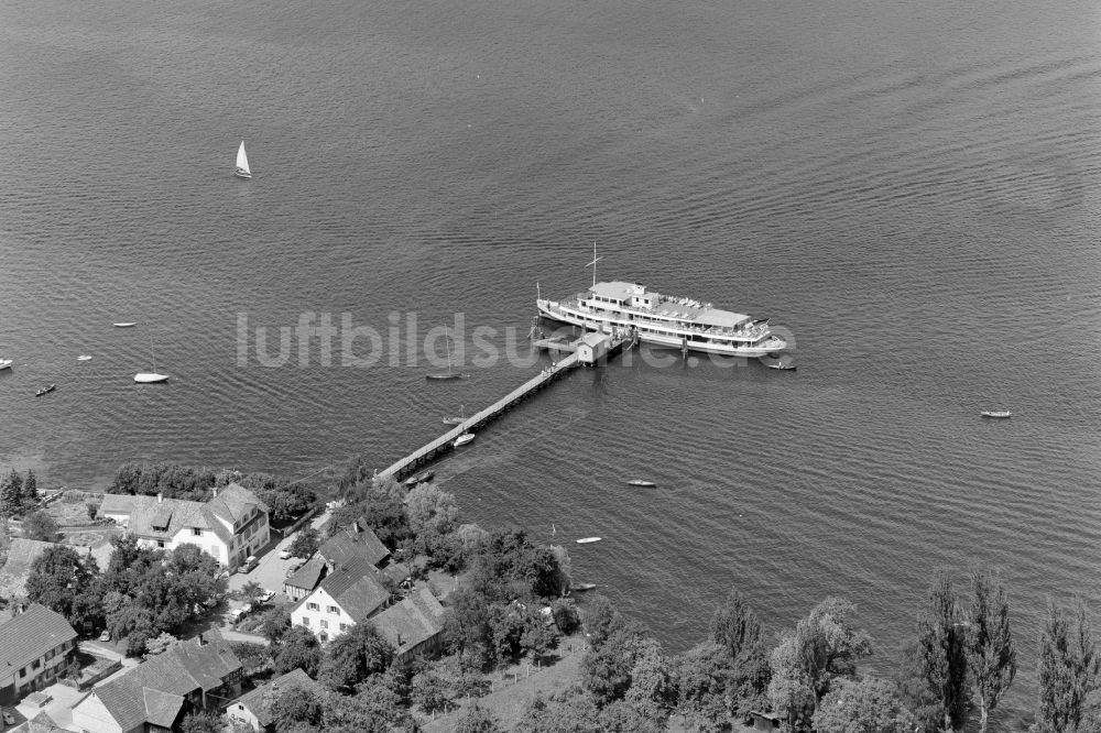 Dingelsdorf aus der Vogelperspektive: Ortskern am Uferbereich Überlinger See - Bodensee in Dingelsdorf im Bundesland Baden-Württemberg, Deutschland