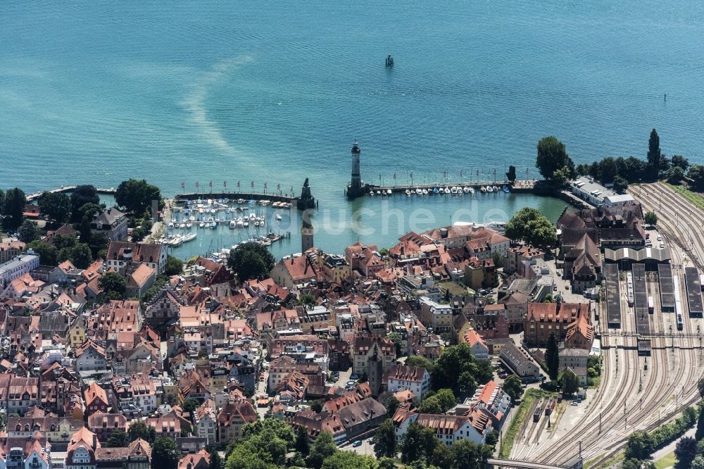 Luftbild Lindau (Bodensee) - Ortskern am Uferbereich des Bodensee in Lindau (Bodensee) im Bundesland Bayern, Deutschland