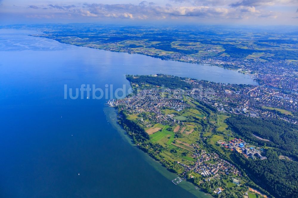 Konstanz von oben - Ortskern am Uferbereich des Bodensee im Ortsteil Staad in Konstanz im Bundesland Baden-Württemberg, Deutschland