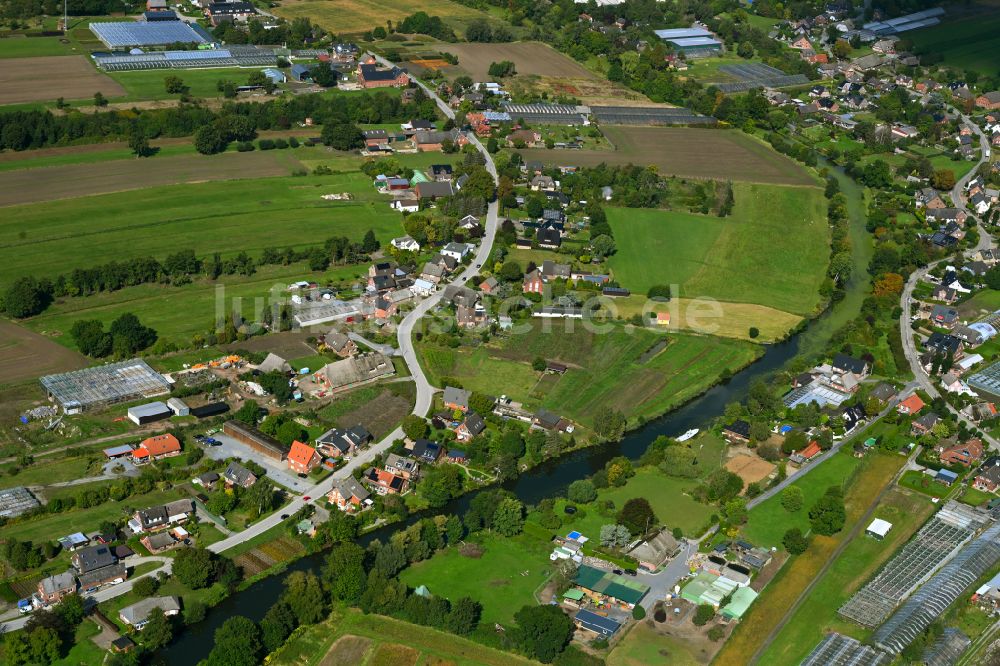 Luftbild Neuengamme - Ortskern am Uferbereich des Dove-Elbe - Flußverlaufes in Neuengamme im Bundesland Hamburg, Deutschland