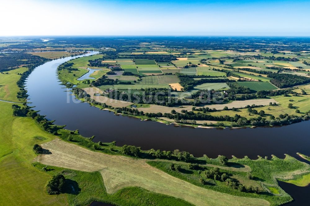 Luftbild Jasebeck - Ortskern am Uferbereich des Elbe - Flußverlaufes in Jasebeck im Bundesland Niedersachsen, Deutschland