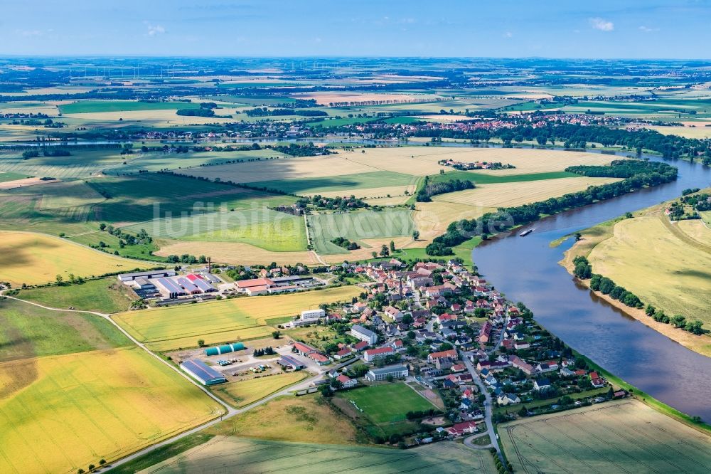 Luftbild Kreinitz - Ortskern am Uferbereich des Elbe - Flußverlaufes in Kreinitz im Bundesland Sachsen, Deutschland